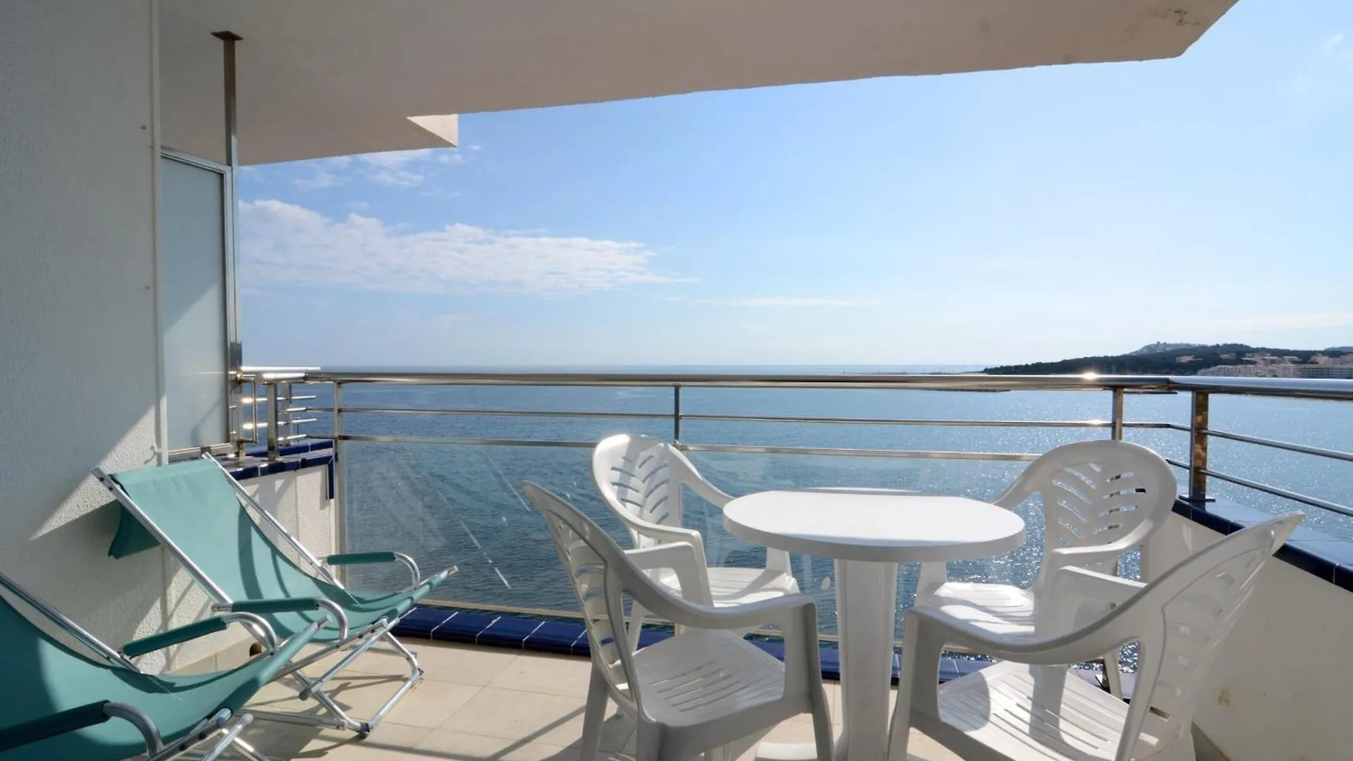Front Mar - Apartamentos L' Escala